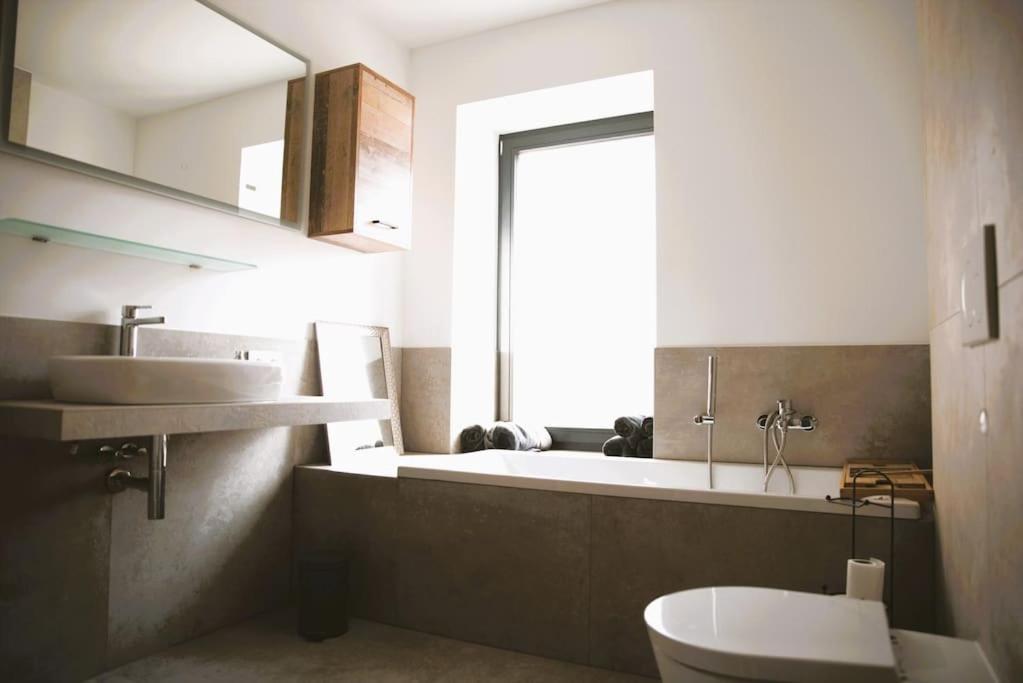 Beautiful Design 2 Bedroom Loft Mertert Екстериор снимка